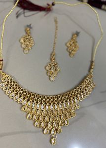 Gold Kundan Jewelry Set✨