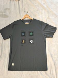 You Turn Grey Graphic T Shirt