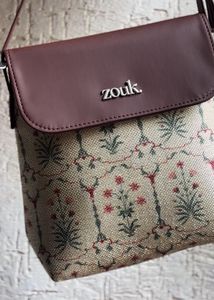 Zouk Flap sling Bag