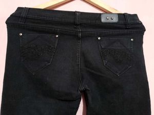 Black embellished Jeans ( women's)