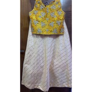 Lehanga for mehandi &amp; haldi