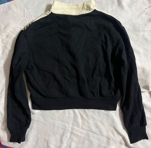 Stylish Pullover with Animal Print