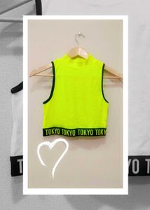 GREEN CROP TOP