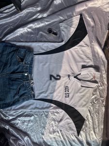 WHITE JERSEY