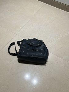 Reduced Price Lovely black Ruck Sack bag