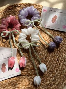 Tulip Scrunchie