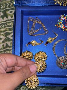 Giveaway Earring Collection Of 12