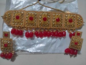 Choker Set With Earring