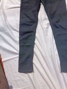 Black Skinny Fit Jeans (Women)