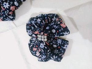 Floral Hair Accessories Set