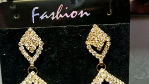 Earrings /Diamond Earring