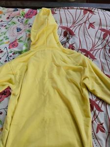 Levi&#39;s Yellow Hoodie