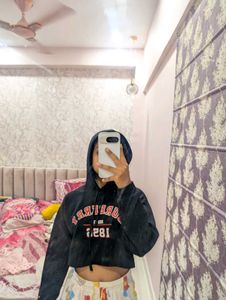 Black Crop Hoodie