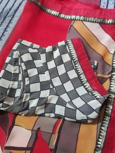 Printed Sari With Complete Ready  Blouse