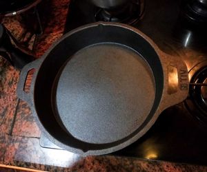 1.8L Cast Iron Cooking Pan INDUS VALLEY