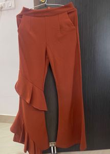 Ruffle Detail Trousers