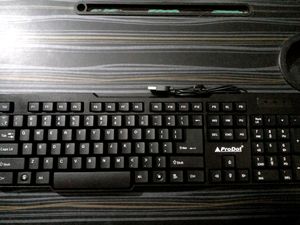 (FIX PRICE) NEW WITH TAG PRODOT KEYBOARD.