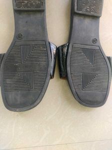 Zudio Black Flats