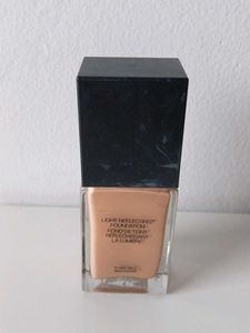 NARS Light Reflecting Foundation #patagonia