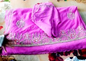 Georgette Saree With Reshmi Thread Work..