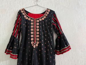black red kurta set