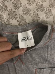 Outstiched Crop Top
