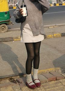 Casual Outfit: Skirt & Sweater