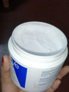 CeraVe Moisturizing Cream