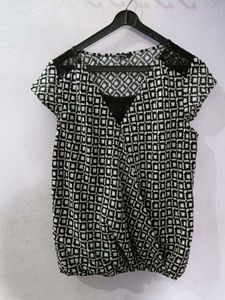 Good Condition Black And White Top