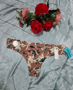 Important Seamless Thong Panty