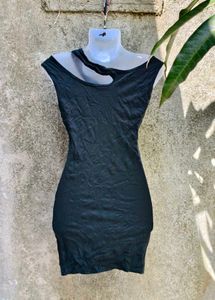 I. SEXY BLACK BODYCON