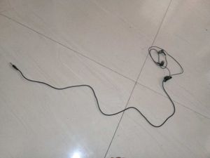 Earphone With Accessibil Mic 🎤 7-8 Meter Wire