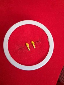 Beautiful New Flower Desine Studs