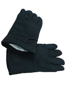Stylish Black Gloves