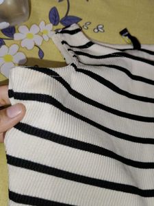 Striped Cutout Crop Top