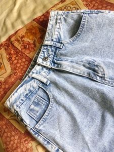 Urbanic Straight Leg Denim Faded Blue Jeans