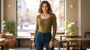 ✅ Brand New Pre Winter Top✅