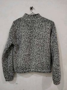 Cozy Black &amp; White Pullover