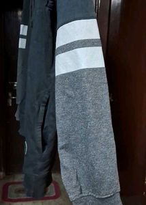 Offer Just Now.Striped Sleeve Hoodie