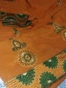 Brown Sarree With Free Stiched Blouse