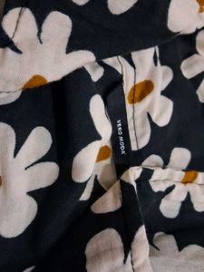 Daisy Print Button-Up Shirt