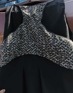 Stylish Black Sleeveless Top