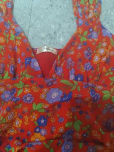 Floral Pinteresty Trending Top