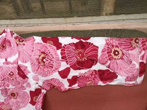 BrandNewElegant Red(Rose Shade) Floral Print Ku