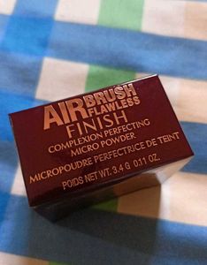 Charlotte Tilbury Airbrush Flawless Finish Powder