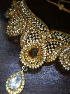 Elegant Gold Jewelry Set