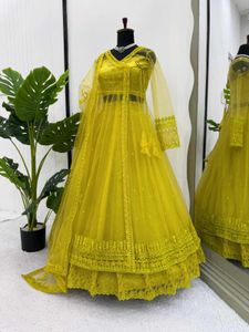 🆕️🆕️Lehenga,  Blouse, Shrug &amp; Dupatta Set