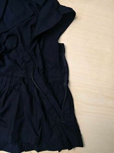 Cuban Collar Cap Sleeve Tie-Up Neck Peplum Top