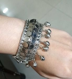 Silver Bangle/bracelet