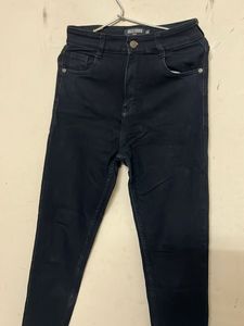 Black Skinny Jeans 🖤